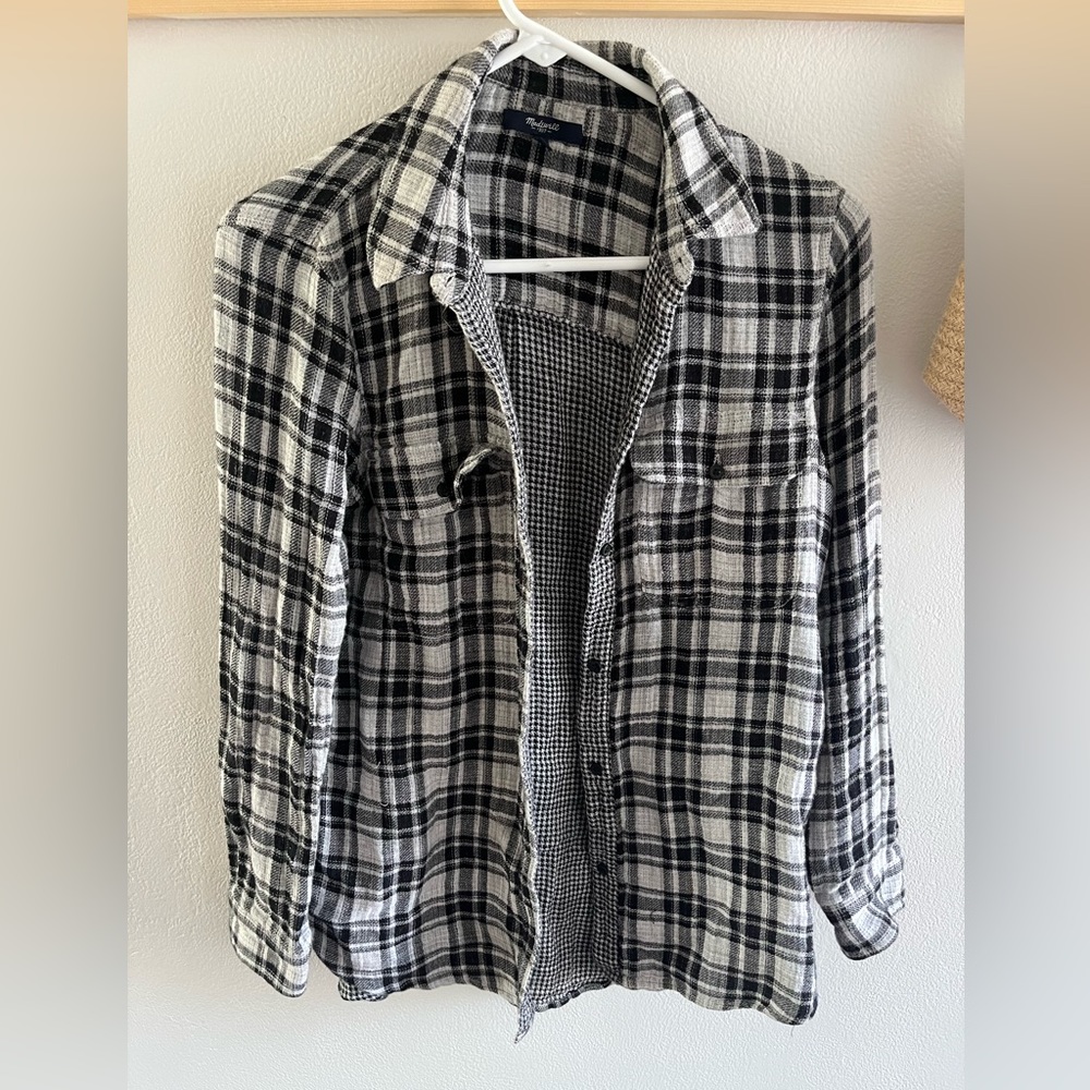 Madewell plaid button up size small